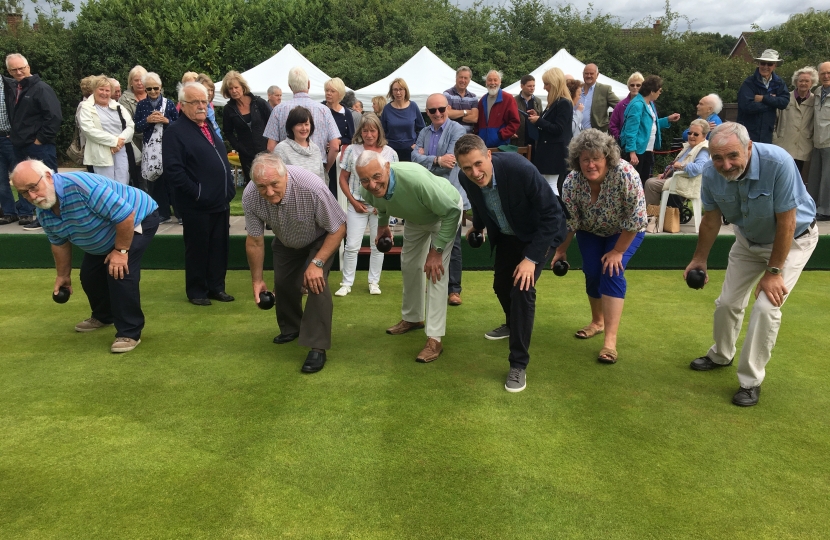 Gavin Opens Brewood Bowling Club