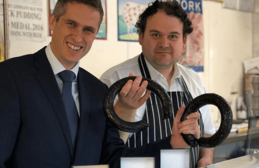 Gavin Williamson visits Martin Thomas Butchers