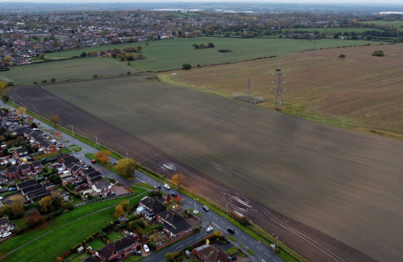 The land between Linthouse Lane and Kitchen Lane where the new housing development is being planned.