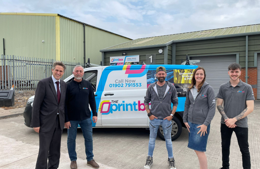 Sir Gavin Williamson MP with The Print Box team