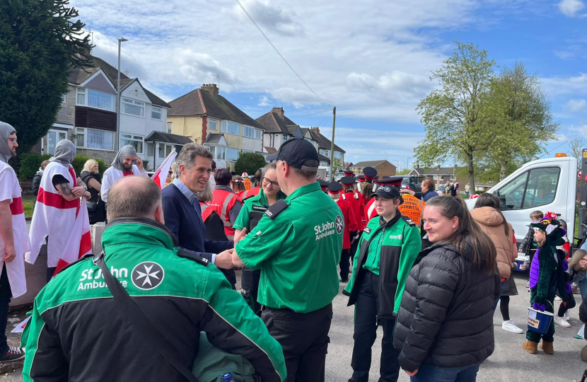 Sir Gavin Williamson is joined by residents in Great Wyrley for the celebrations