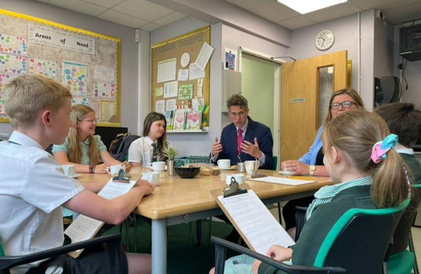 Sir Gavin Williamson visited Glenthorne Primary School in Cheslyn Hay and discussed how young people can make changes in their local community.