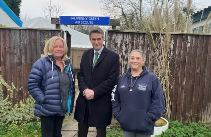 Sir Gavin Williamson is joined by Anne Slater, fundraiser for Halfpenny Green Air Scouts