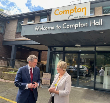 Sir Gavin Williamson is joined by Rachel Overfield, CEO of Compton Care