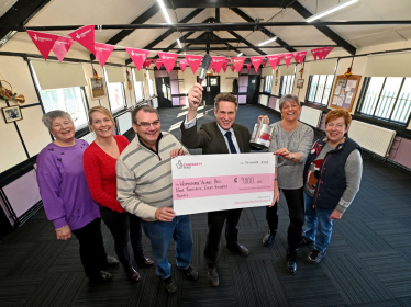 Dave Collins and wife Donna Eccleston with Sir Gavin Williamson, Councillor Jan Evans, Irene Shellard and Lynda Packer