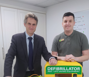 Sir Gavin Williamson is joined by the founder of AED Donate, Jamie Richards